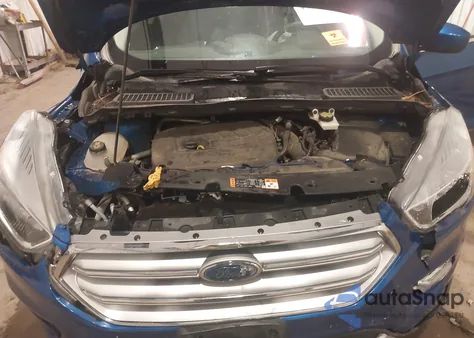 2017 Ford Escape Se z USA, uszkodzony, nr VIN 1FMCU9GD3HUB06439